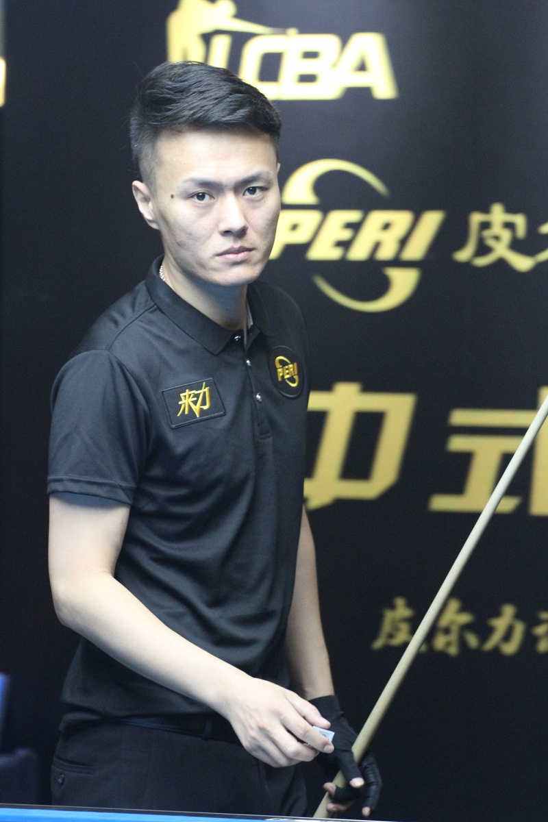在一场扣人