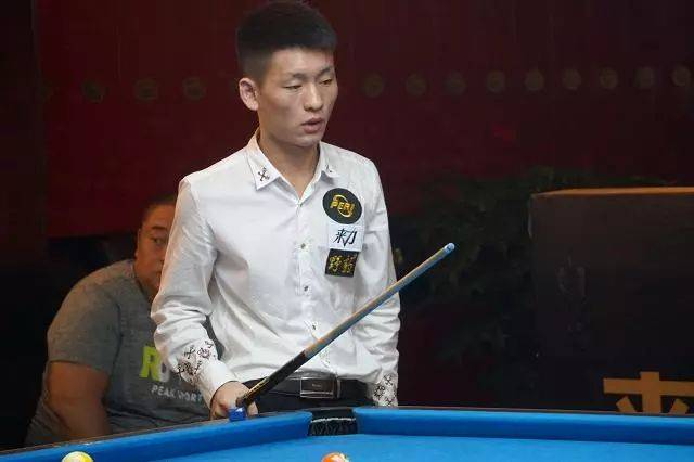 足坛占有一 足坛占有一