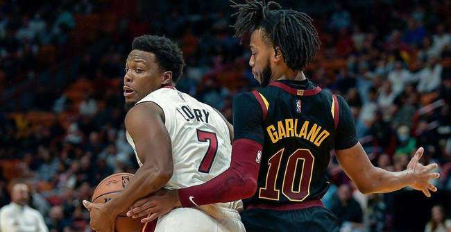 前锋的位置 前锋的位置