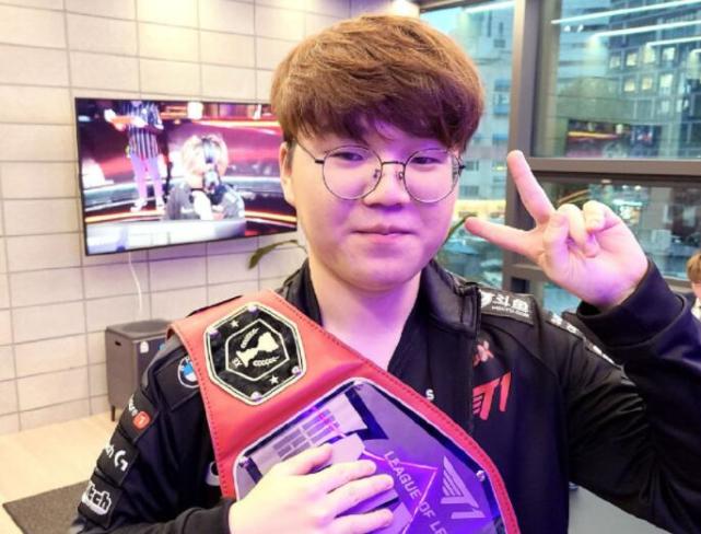 审核过程中 审核过程中