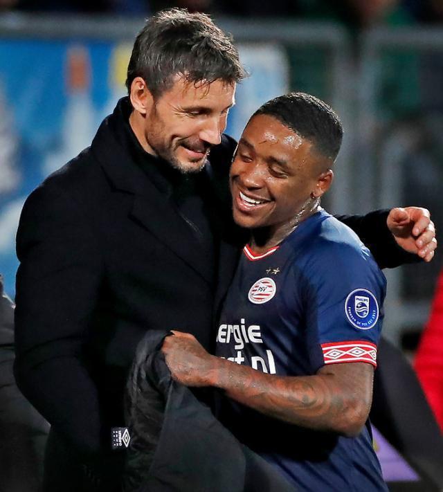 一展雄风 一展雄风